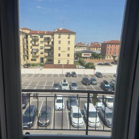 Pansiyon Stazione Lina House *