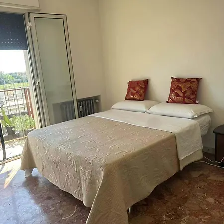 منزل للإقامة Stazione Lina House