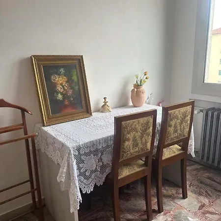 Stazione Lina House منزل للإقامة البندقية