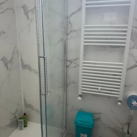 Stazione Lina House Проживание в семье