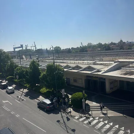Stazione Lina House