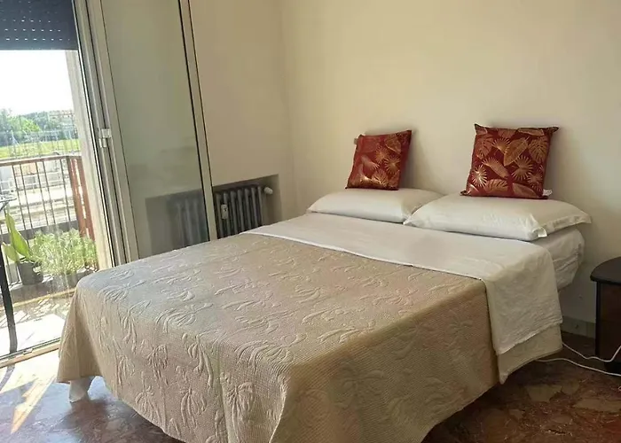 בית אירוח Stazione Lina House