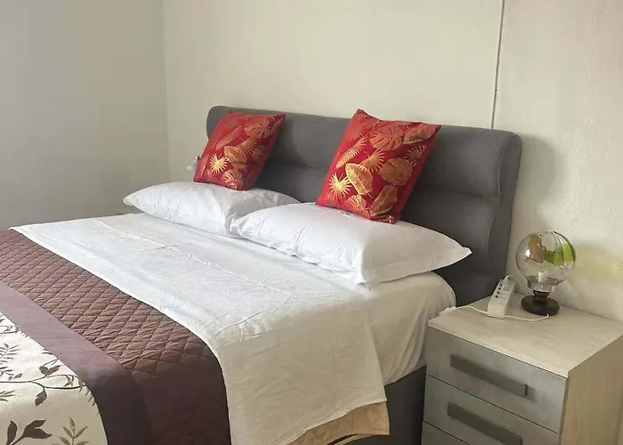 Stazione Lina House *